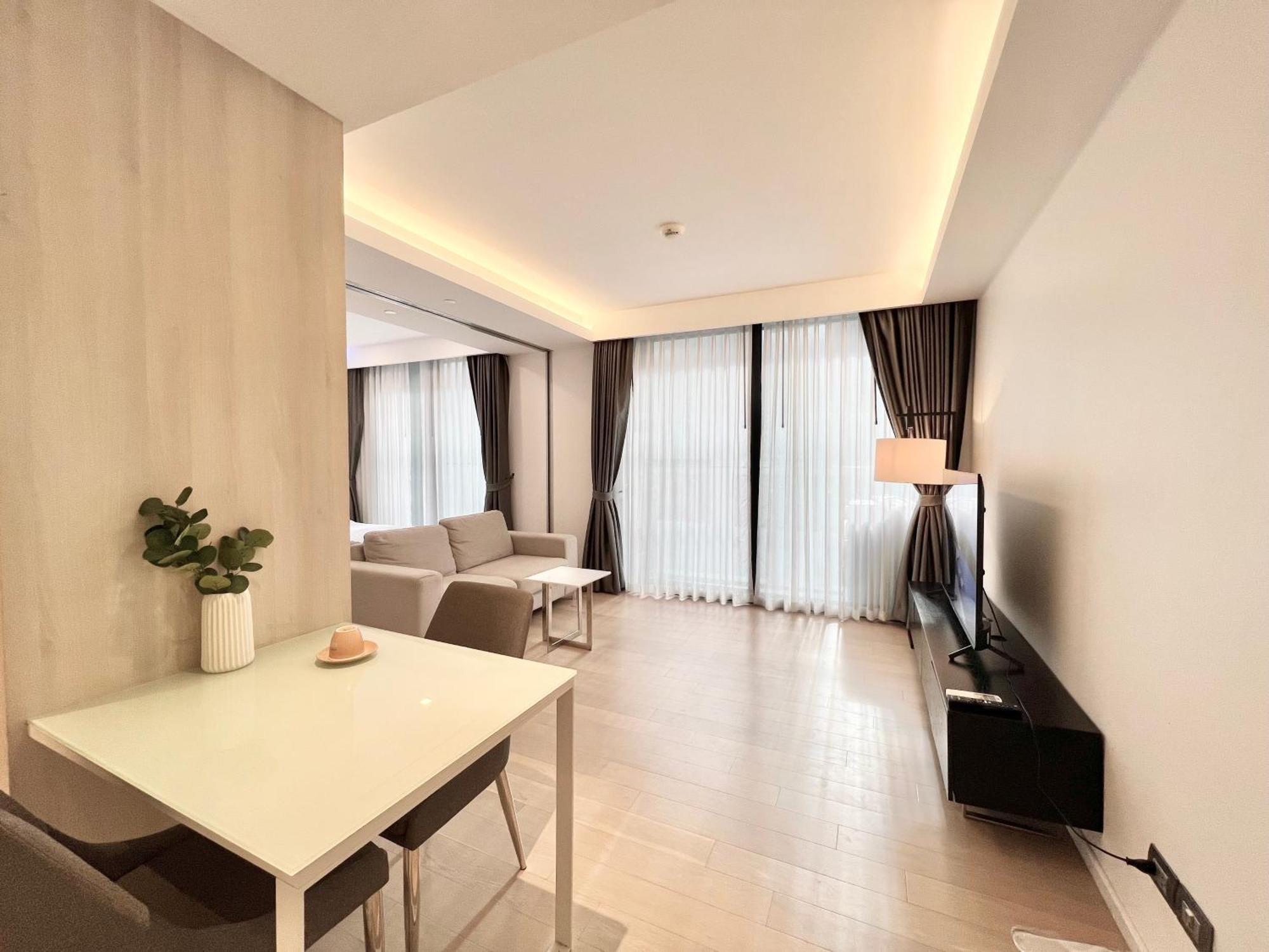 Sukhumvit 11#Luxury#Pool#Gym#Bts Nana&Mrt Sukhumvit#1Br#Max2Ppl Apartment Bangkok Exterior photo